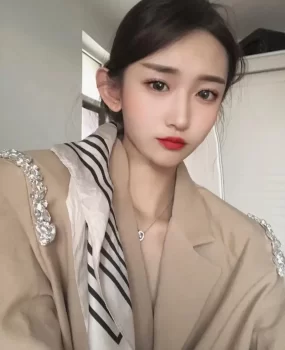 郑州一妹子骚比为了赚取积分下水