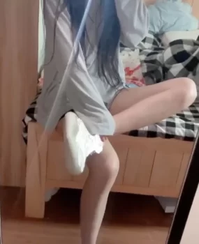 难得一见的美女，超巨乳美女