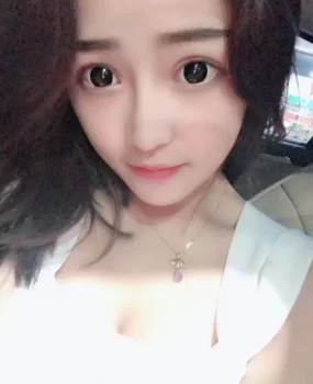 推荐亲自体验丰台兼职美女琪琪