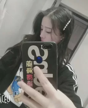 气质模式小姐姐，口技一流