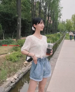 无套直入小嫩逼 干的妹妹叫我爸爸