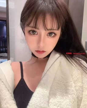 三亚极品美女漂亮性感很丰满活不错